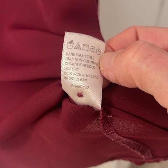 ADRIANNa PAPELL Blouse/Burgundy/Lace long Sleeve/scoop Neck/Pull over - Picture 10 of 10